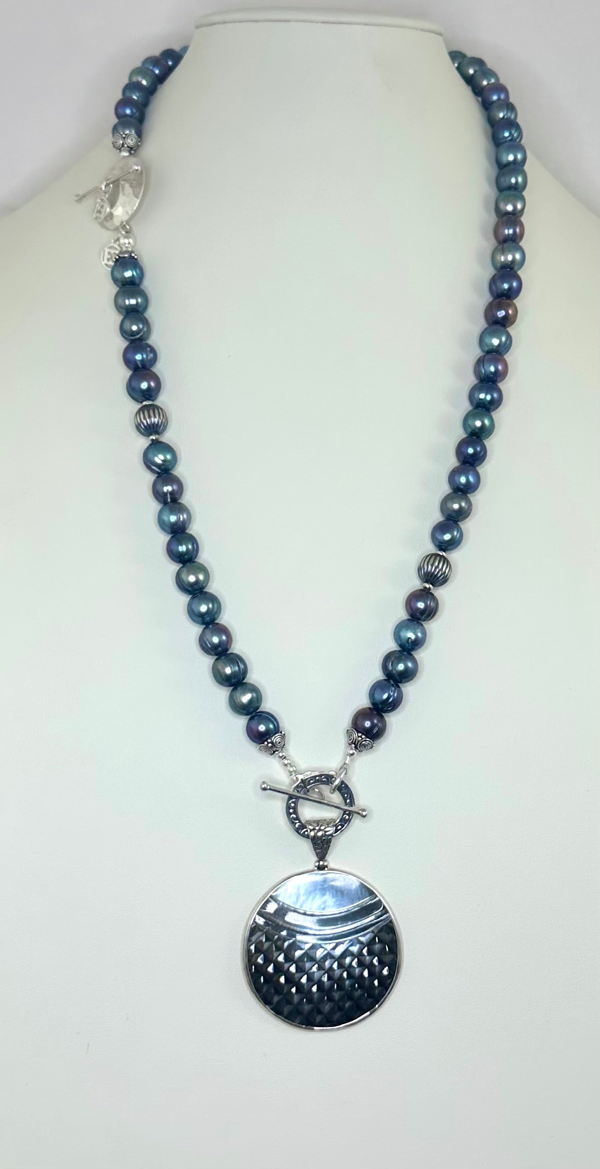 Peacock Pearl Bracelet
