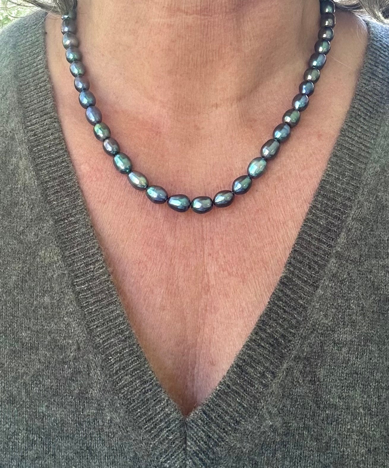 Blueish Peacock Pearl Necklace
