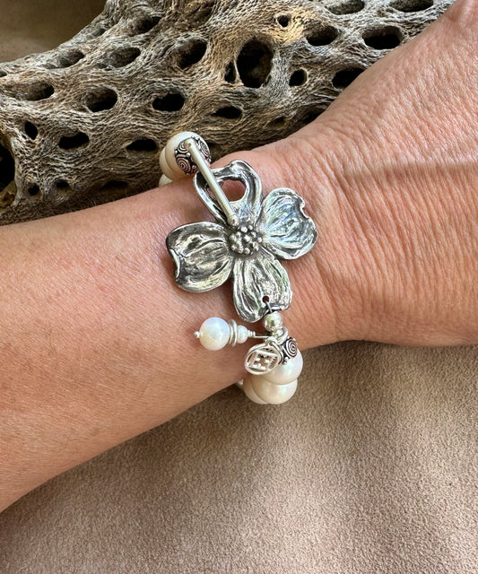 Dogwood Pearl Bracelet