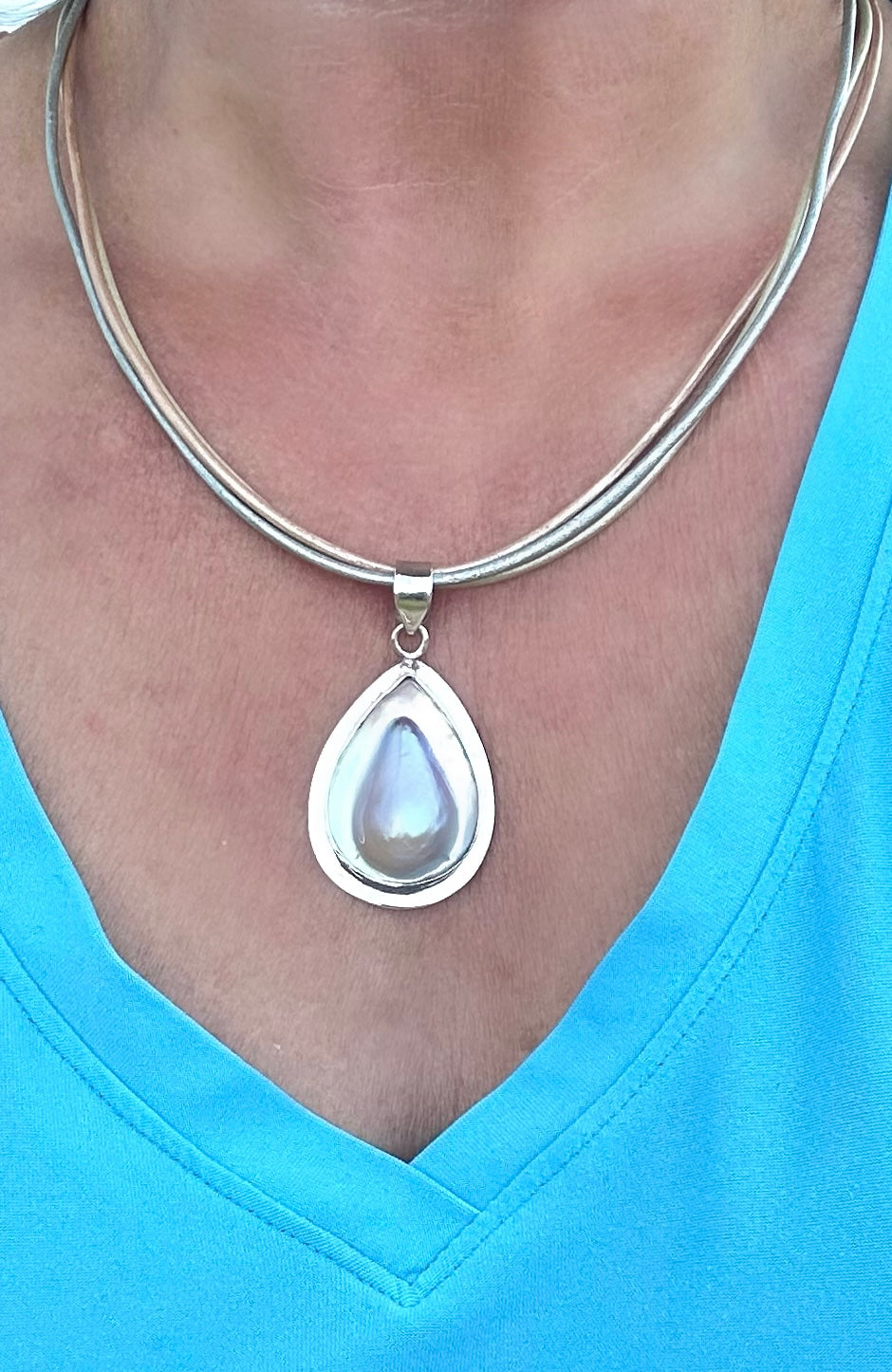 Teardrop Blister Pearl Necklace
