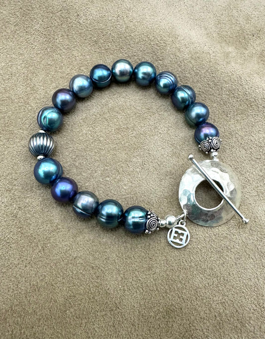 Peacock Pearl Bracelet
