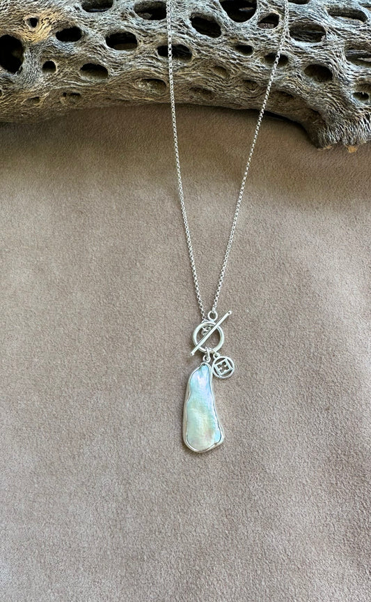 Biwi Pearl Necklace
