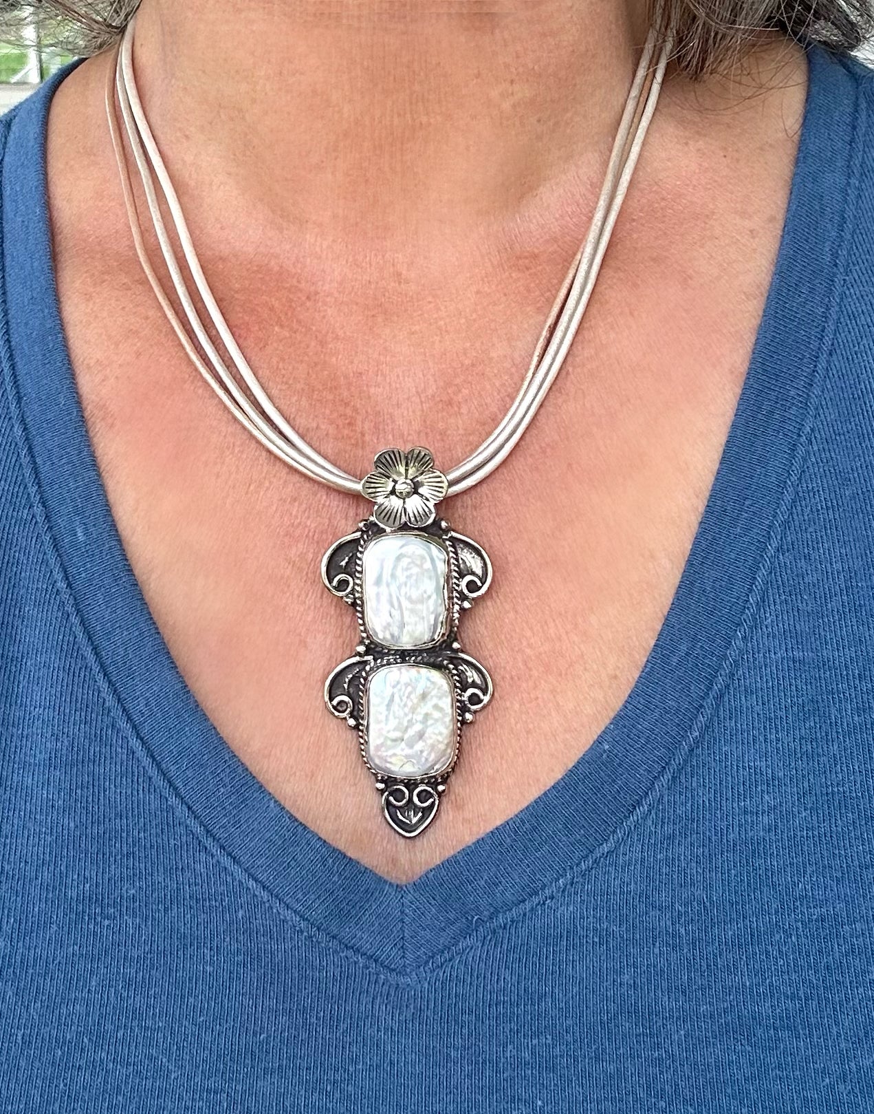 Flower Pearl Drop Necklace