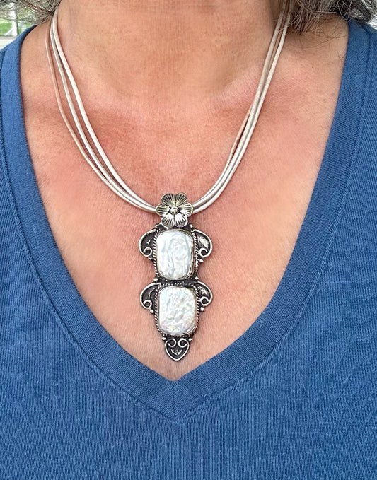 Flower Pearl Drop Necklace